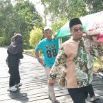 Camat dan Jajaran Staf Kantor Camat Muara Muntai Melayat ke Rumah Duka di Desa Kayu Batu